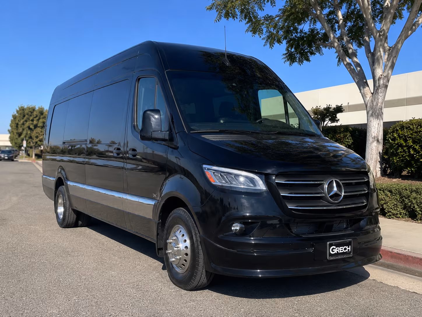 Chula Vista Airport Shuttle & Transportation party bus exterior