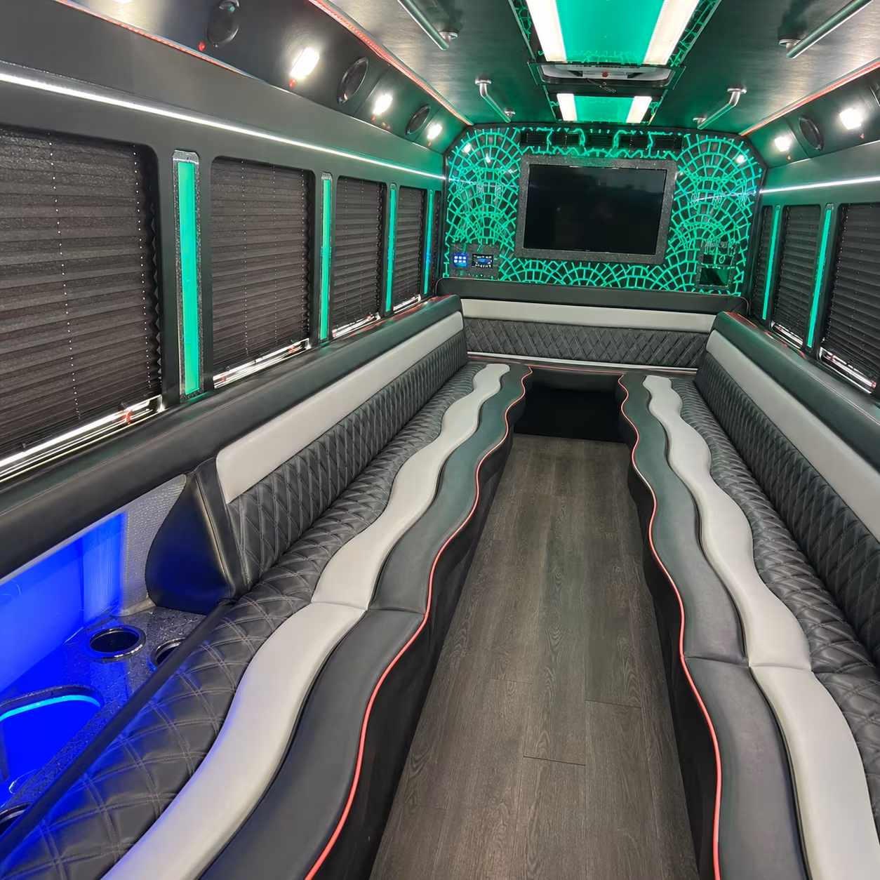 Chula Vista Birthday, Sweet 16, & Quinceañera Party Bus Rentals
