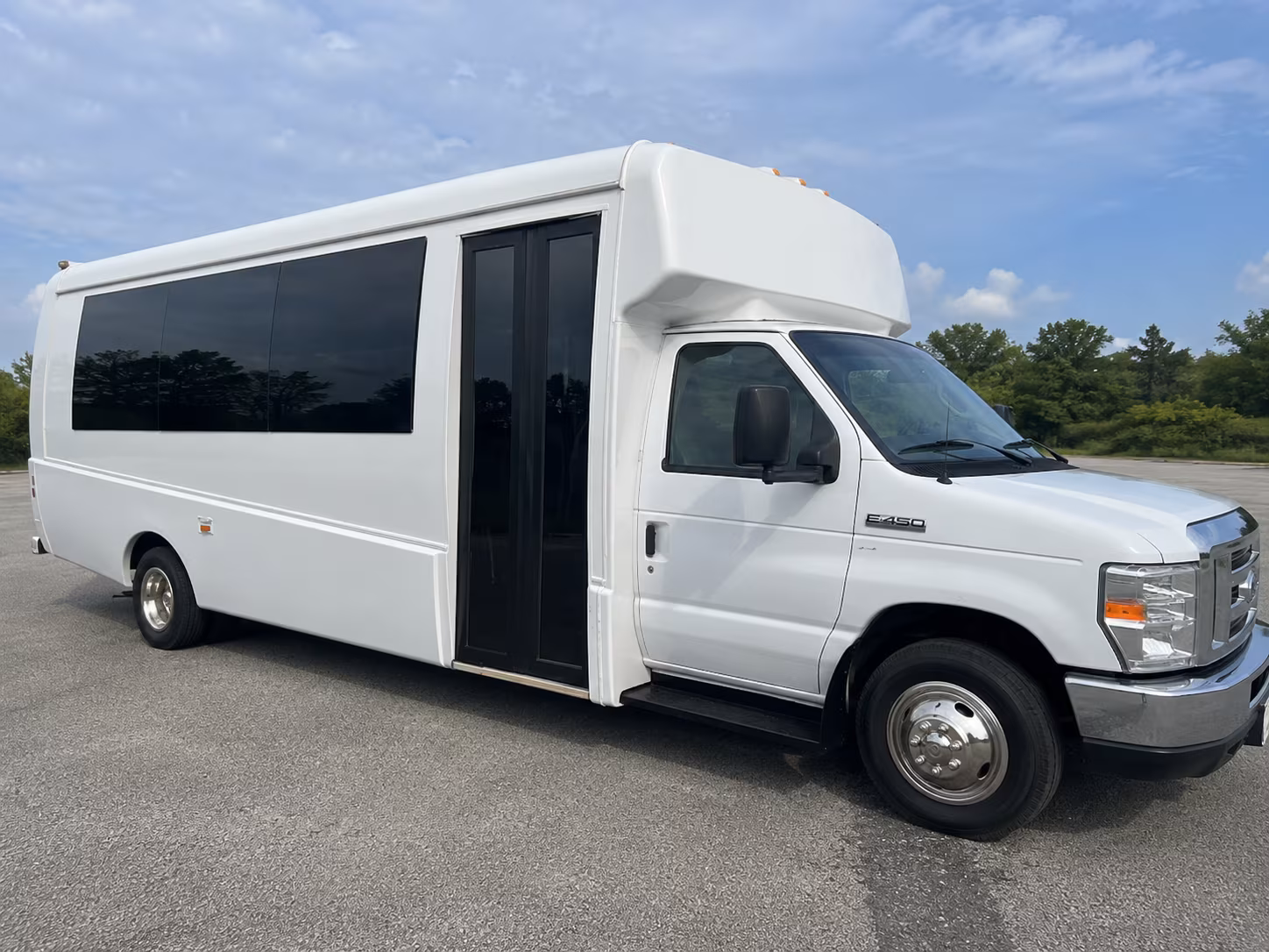 Chula Vista Birthday, Sweet 16, & Quinceañera Transportation party bus exterior