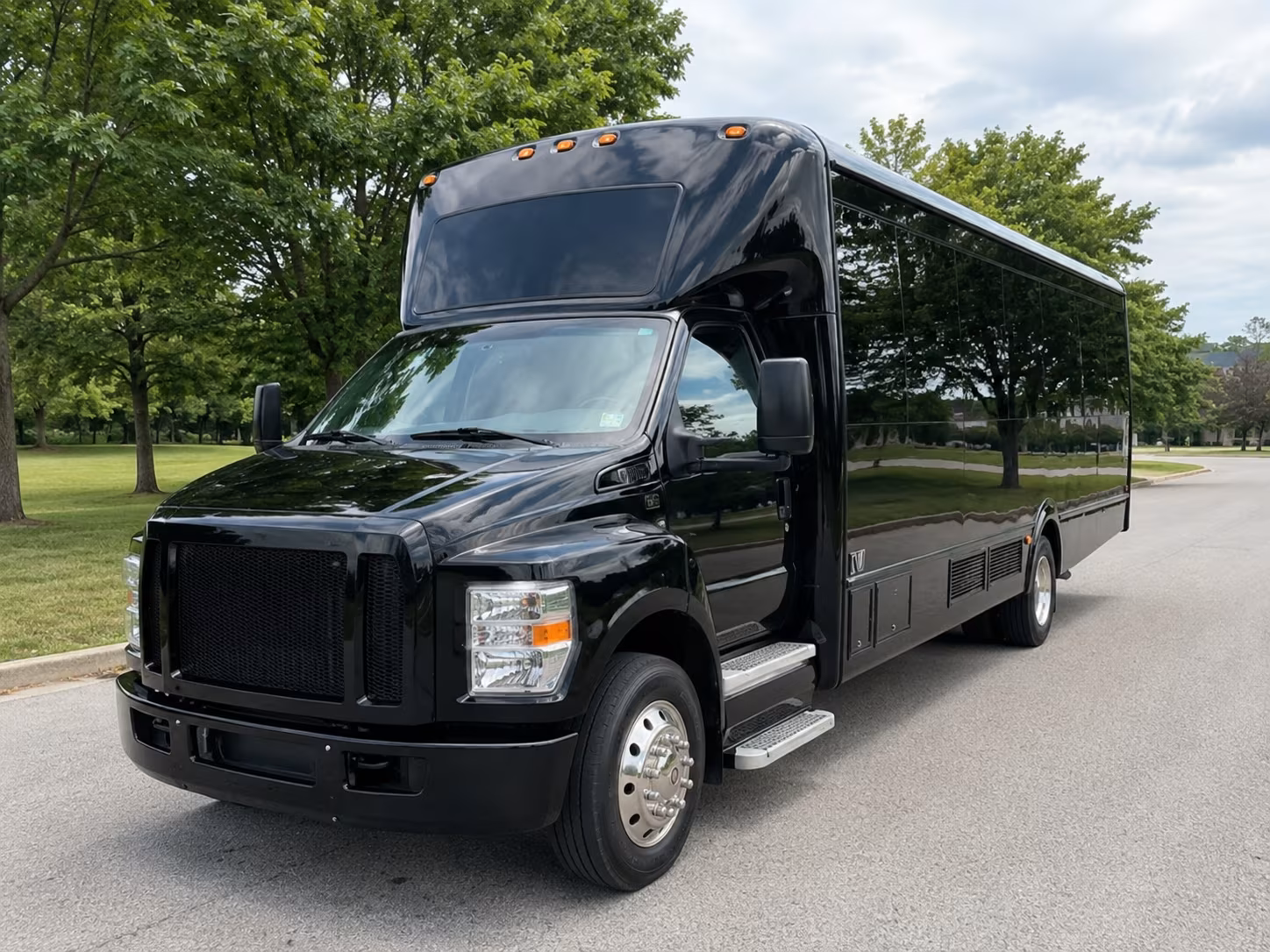 El Cajon Birthday, Sweet 16, & Quinceañera Party Bus Rentals